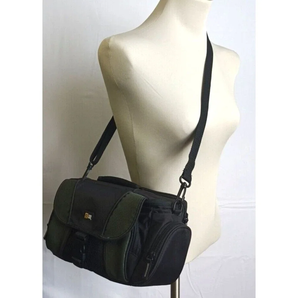 Case Logic TBC6 13inch Camera Bag Multi Compartment Shoulder Strap 13x6x6